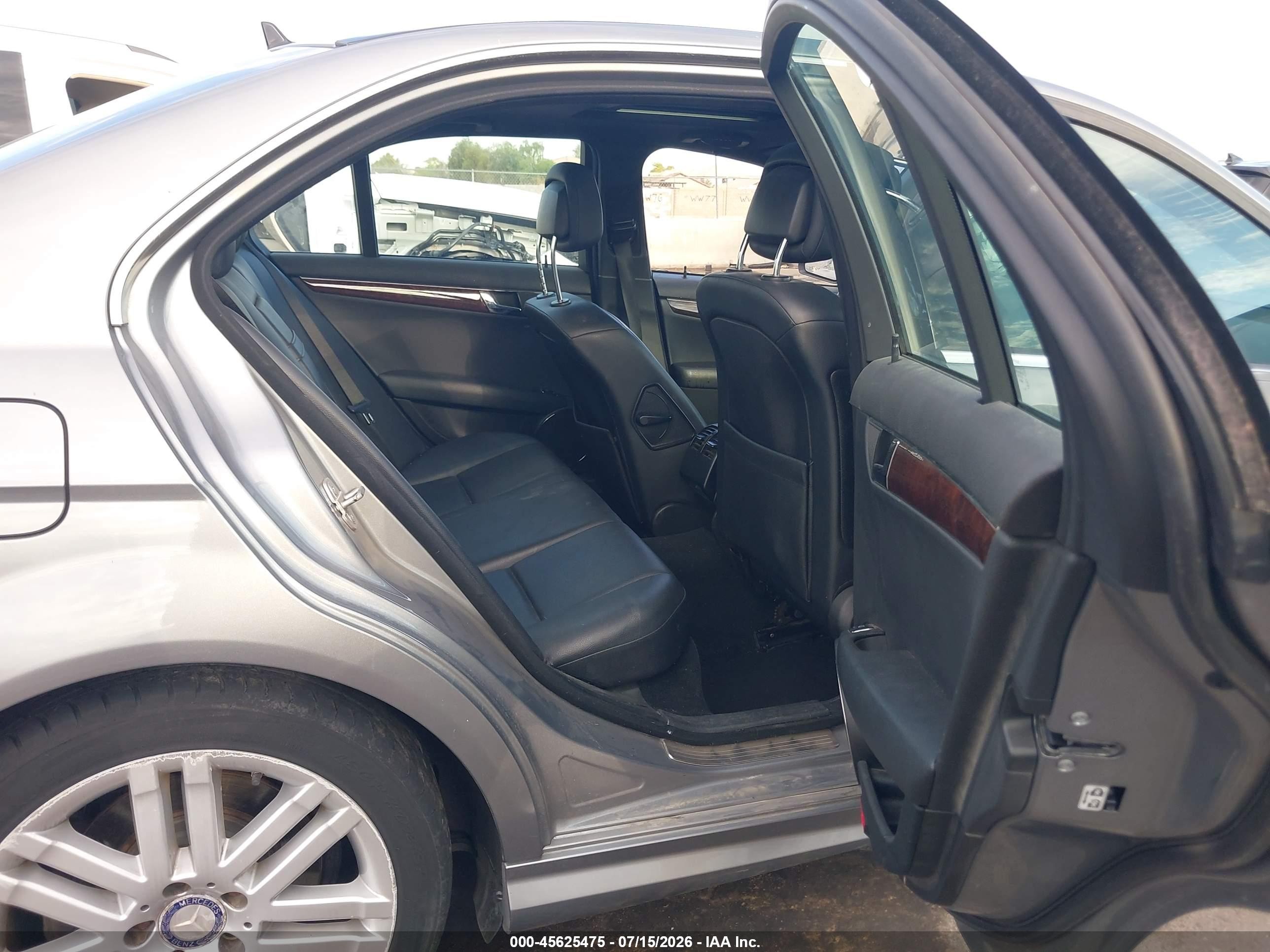 2009 Mercedes-benz C 300 Luxury 4matic/sport 4matic Gray vin: WDDGF81X09R071057