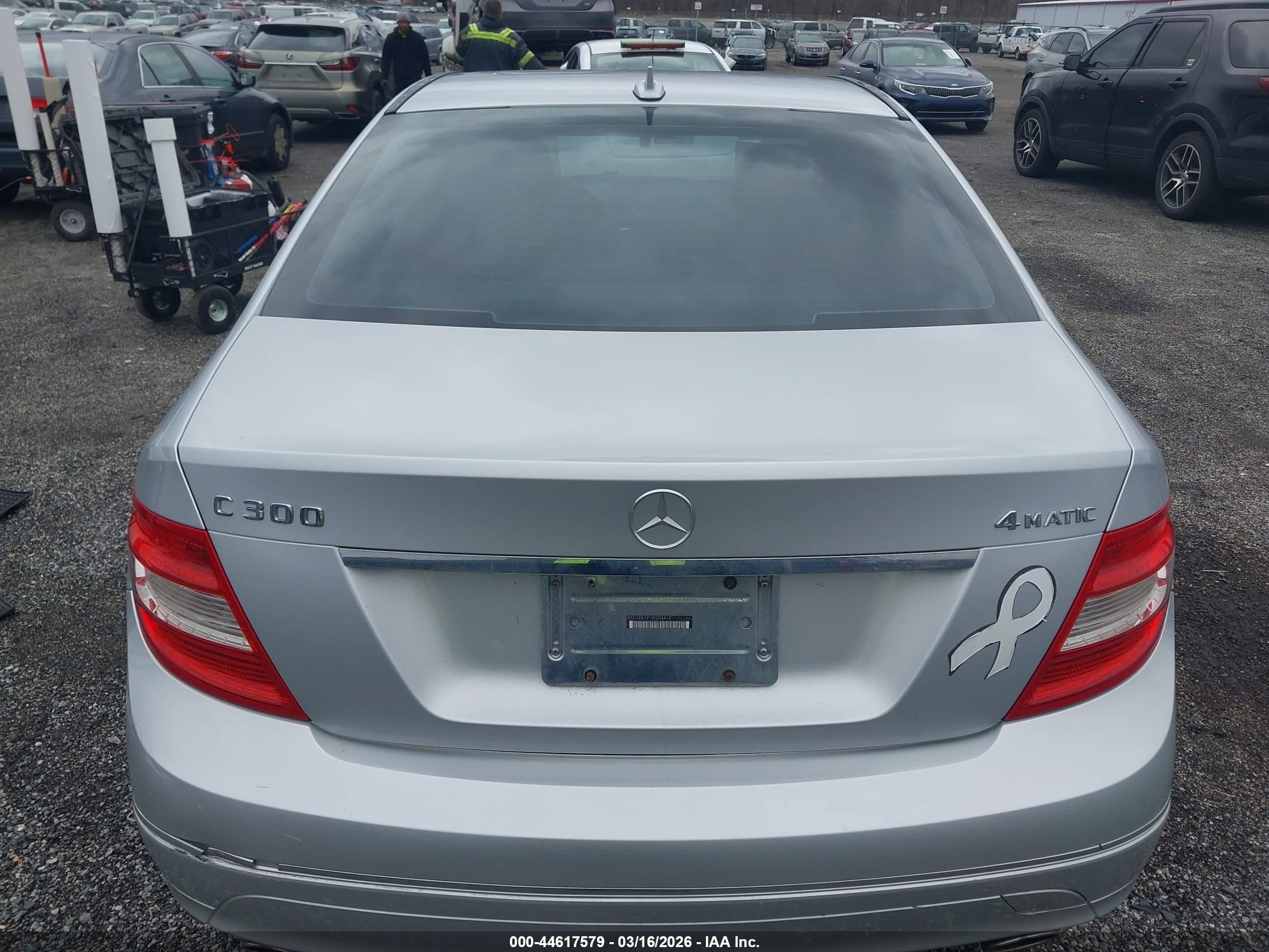 2008 Mercedes-benz C 300 Luxury 4matic Silver vin: WDDGF81X18F074419