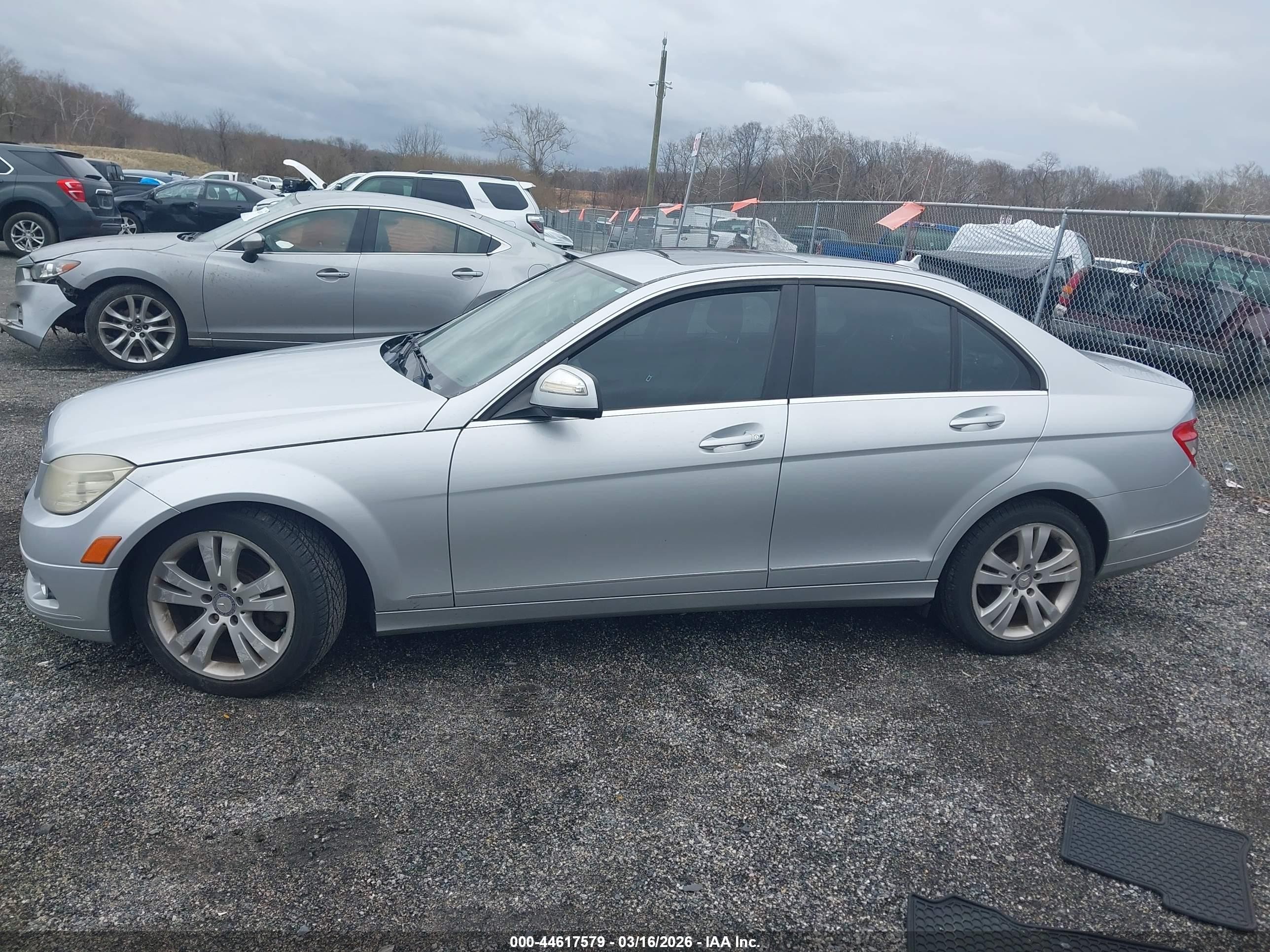2008 Mercedes-benz C 300 Luxury 4matic Silver vin: WDDGF81X18F074419