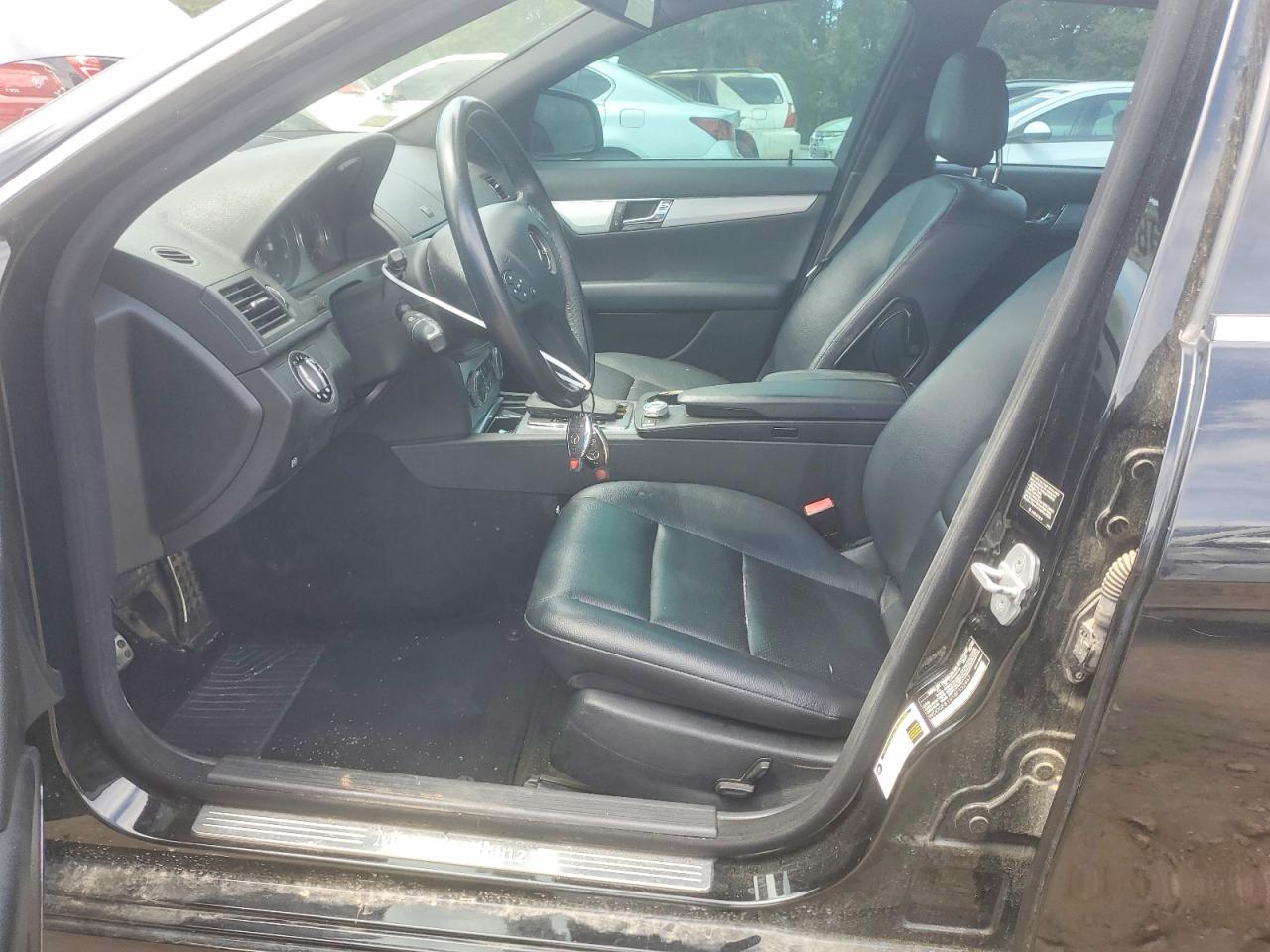 2008 Mercedes-benz C 300 4matic Черный vin: WDDGF81X18F132867