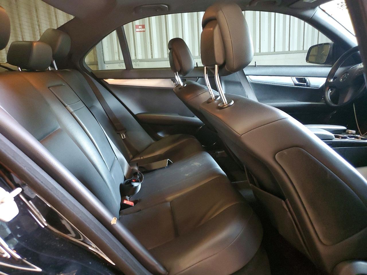 2008 Mercedes-benz C 300 4matic Black vin: WDDGF81X18F135431