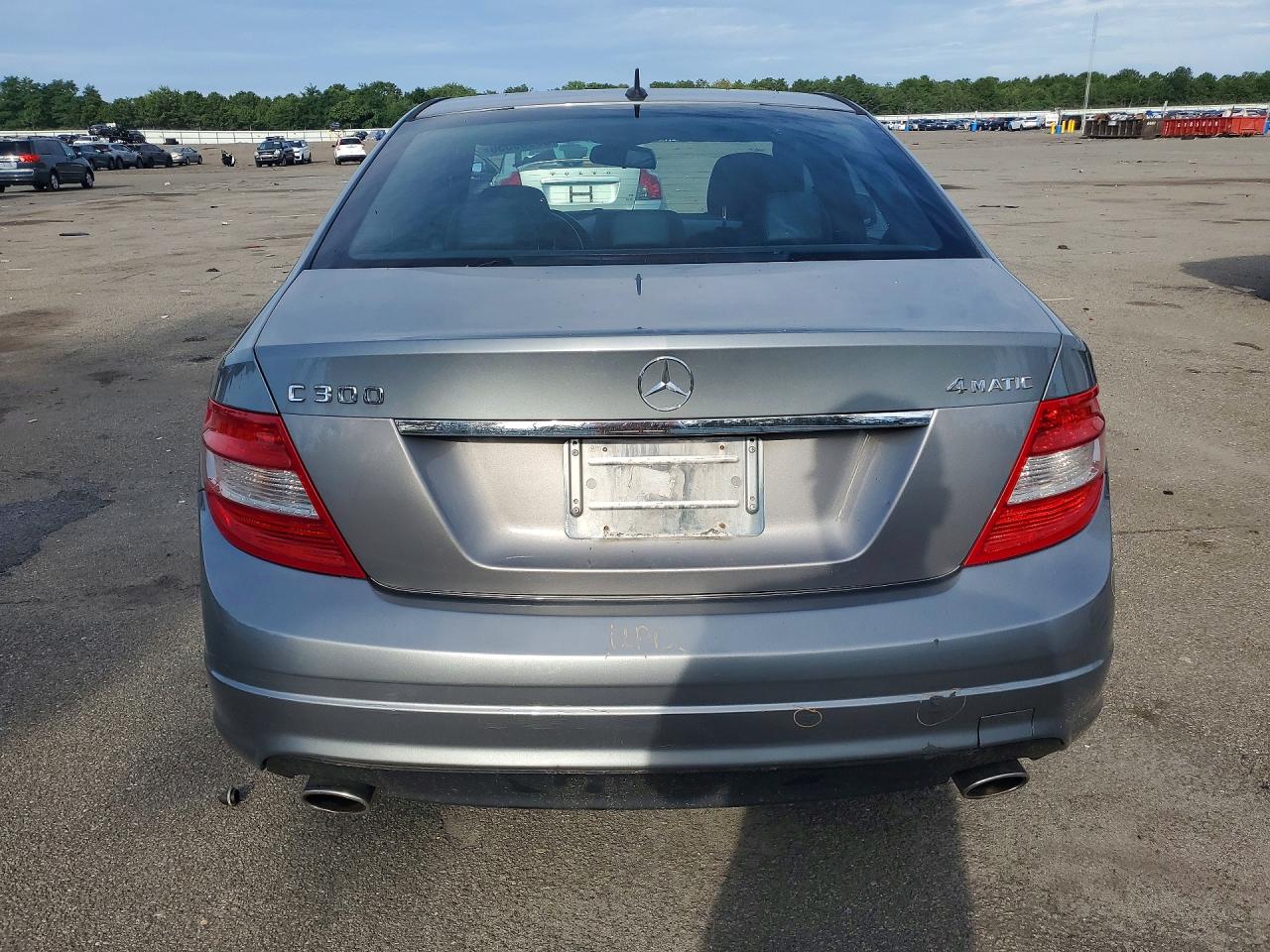 2009 Mercedes-benz C 300 4matic Silver vin: WDDGF81X19F198207