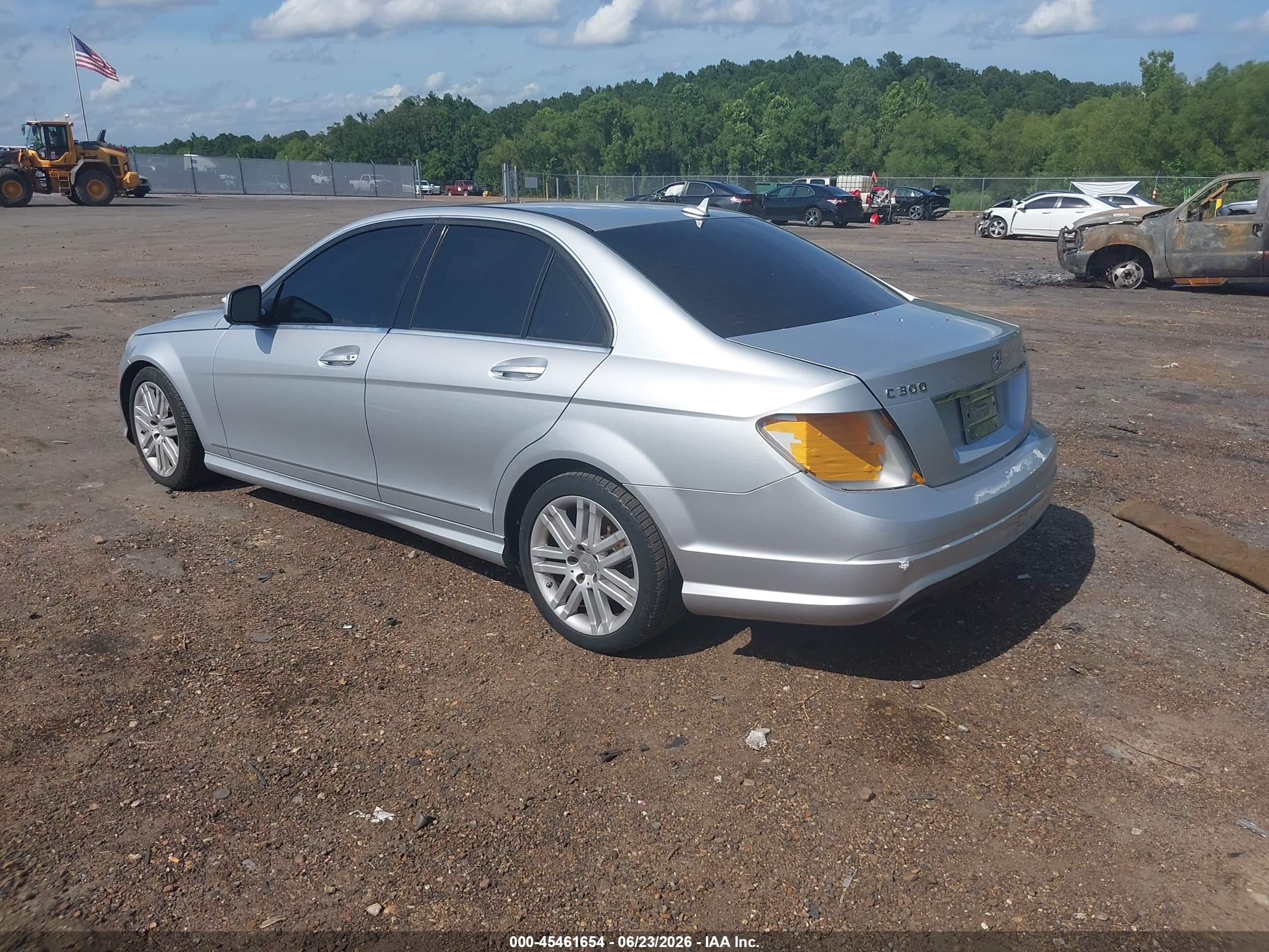 2009 Mercedes-benz C 300 Luxury 4matic/sport 4matic Silver vin: WDDGF81X19F206547