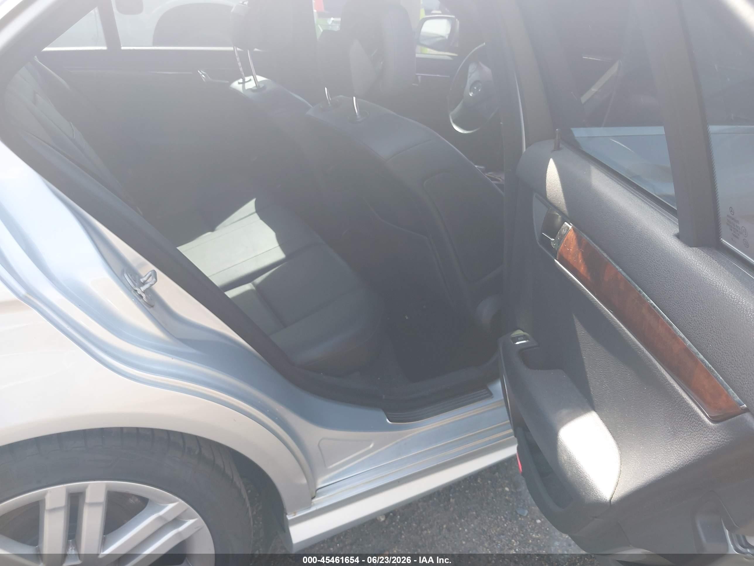 2009 Mercedes-benz C 300 Luxury 4matic/sport 4matic Silver vin: WDDGF81X19F206547