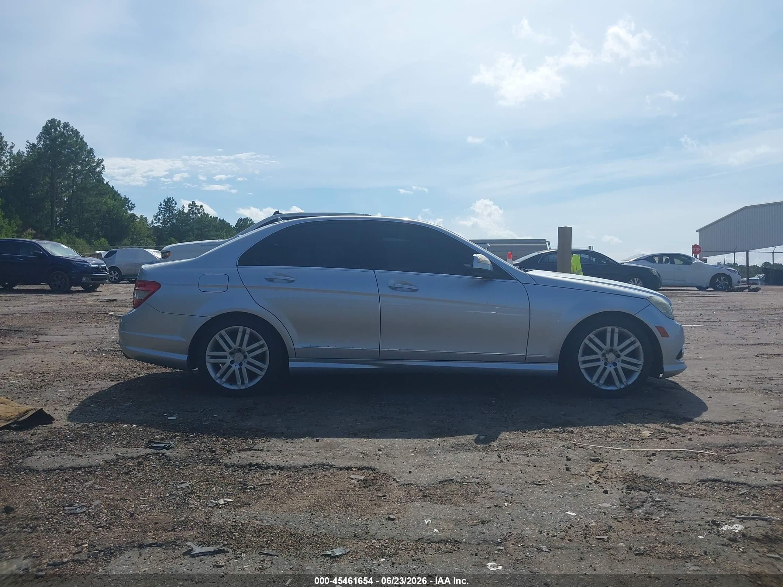 2009 Mercedes-benz C 300 Luxury 4matic/sport 4matic Silver vin: WDDGF81X19F206547
