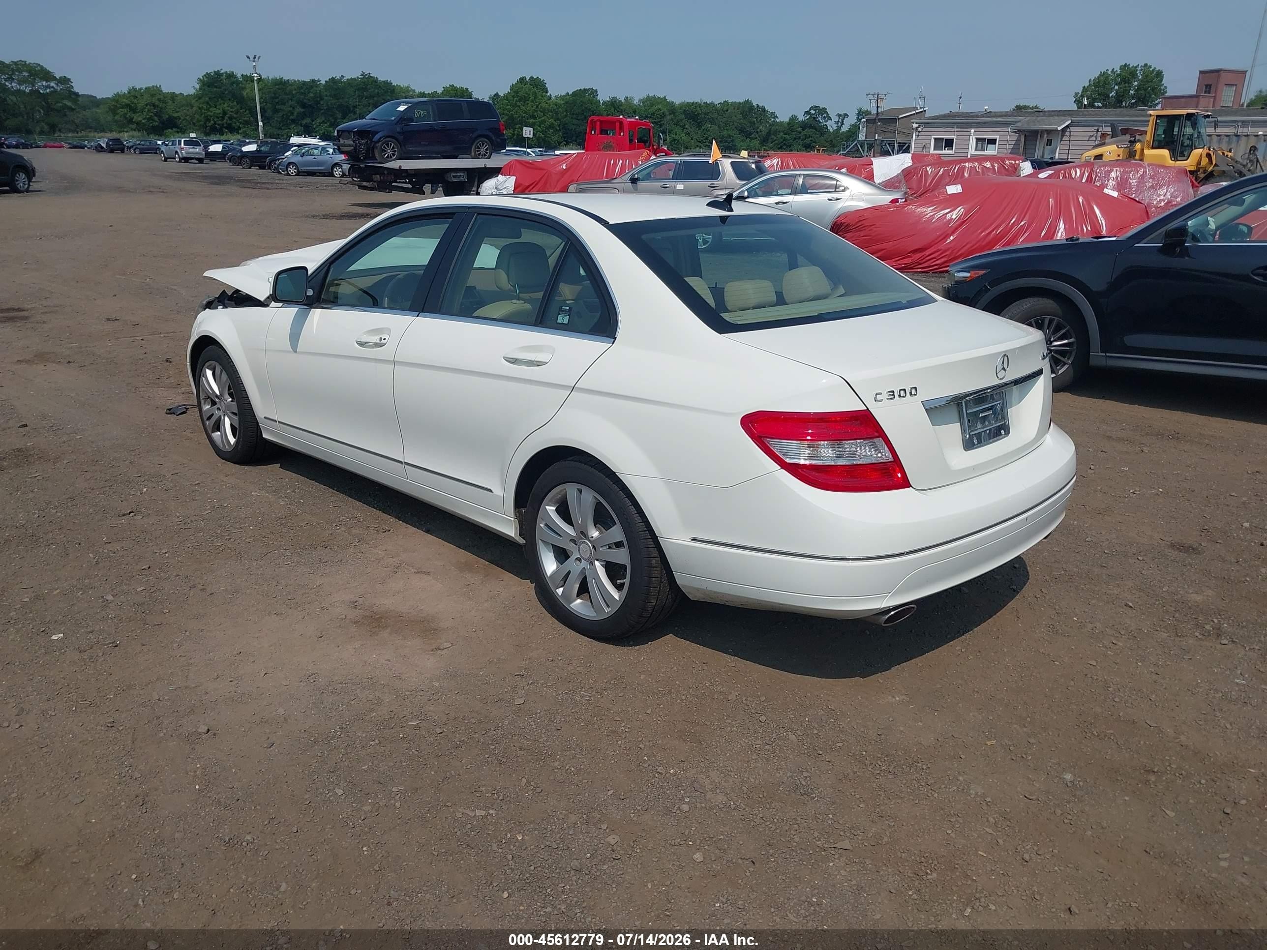 2008 Mercedes-benz C 300 Luxury 4matic/sport 4matic Белый vin: WDDGF81X28F055040