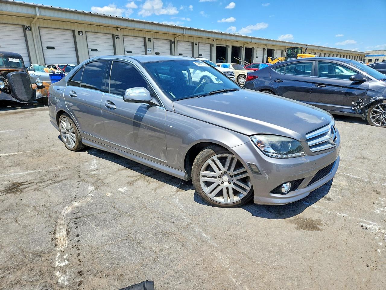 2008 Mercedes-benz C 300 4matic Gray vin: WDDGF81X28F070170