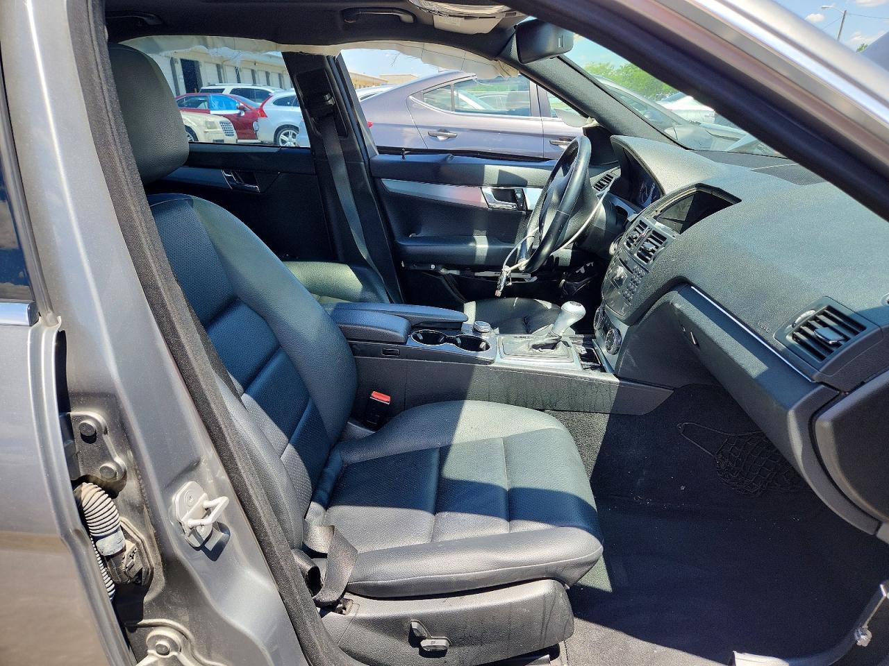 2008 Mercedes-benz C 300 4matic Gray vin: WDDGF81X28F070170