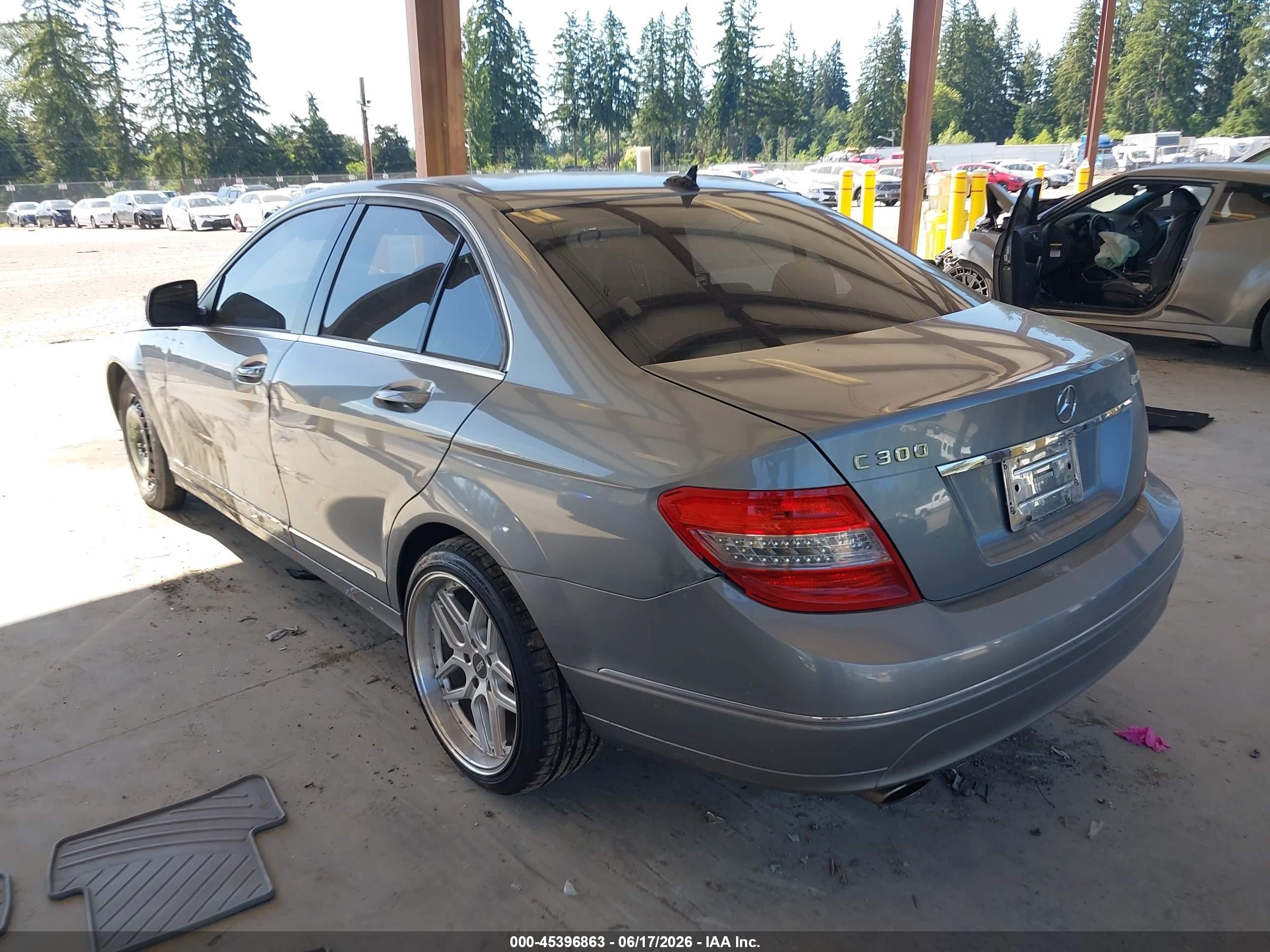2008 Mercedes-benz C 300 Luxury 4matic/sport 4matic Silver vin: WDDGF81X28F094596