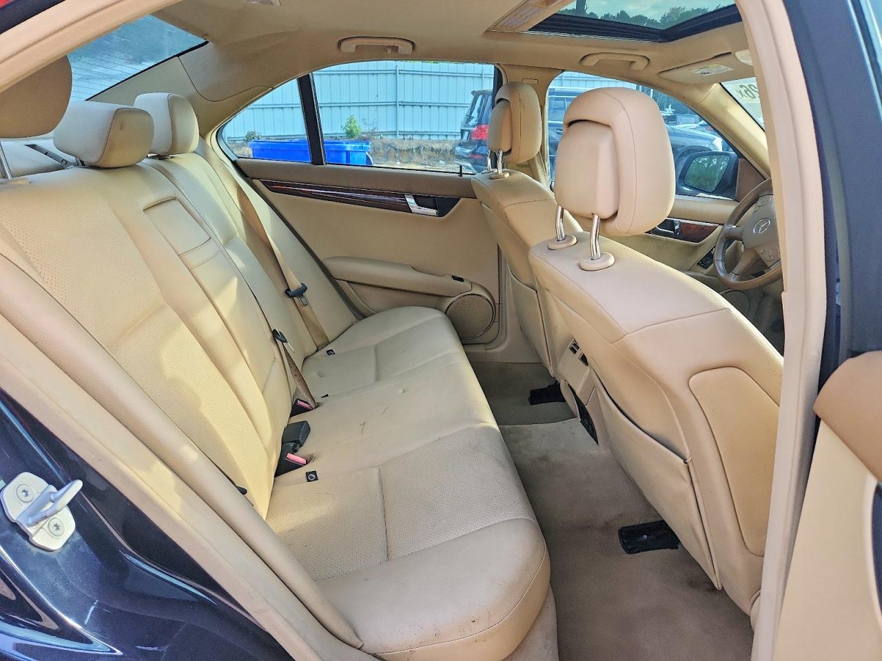 2008 Mercedes-benz C 300 4matic Blue vin: WDDGF81X28F126379