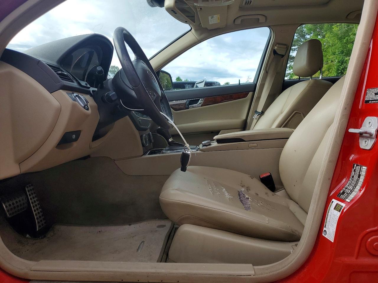 2009 Mercedes-benz C 300 4matic Red vin: WDDGF81X29F220649