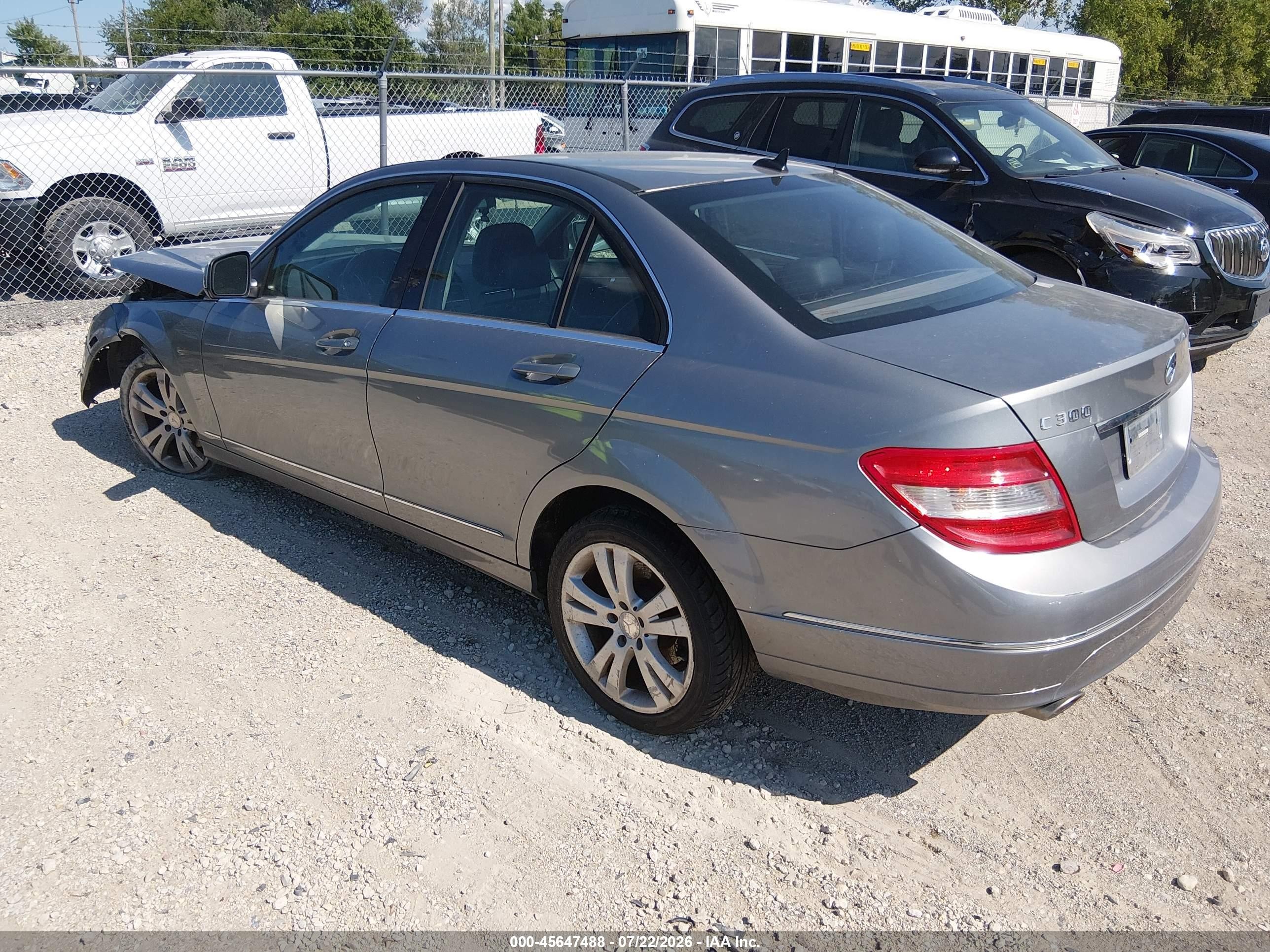 2009 Mercedes-benz C 300   Gray vin: WDDGF81X29R042692
