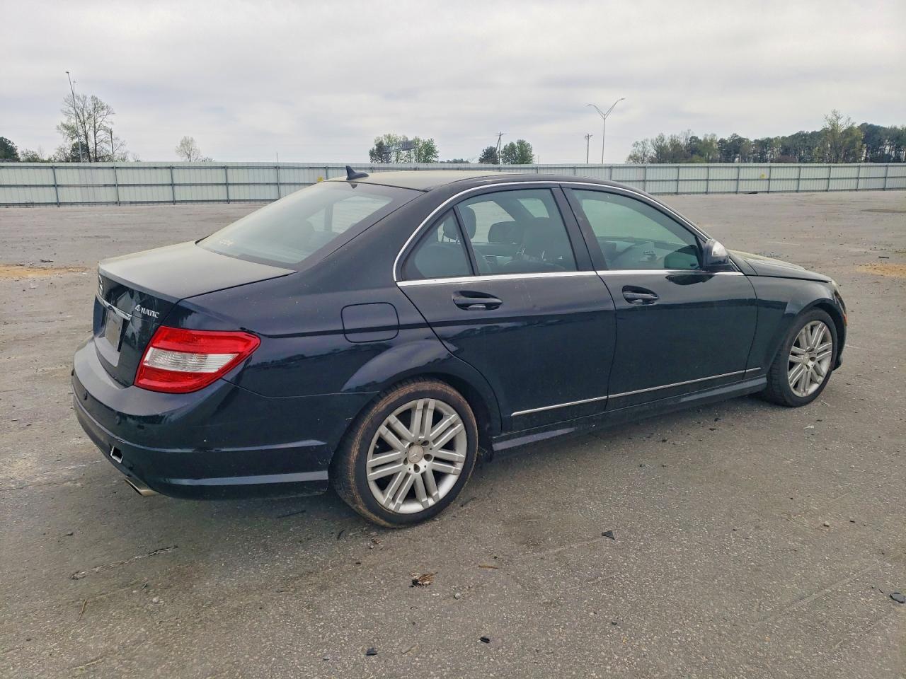 2008 Mercedes-benz C 300 4matic Black vin: WDDGF81X38F142297