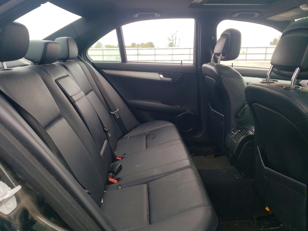 2008 Mercedes-benz C 300 4matic Black vin: WDDGF81X38F142297