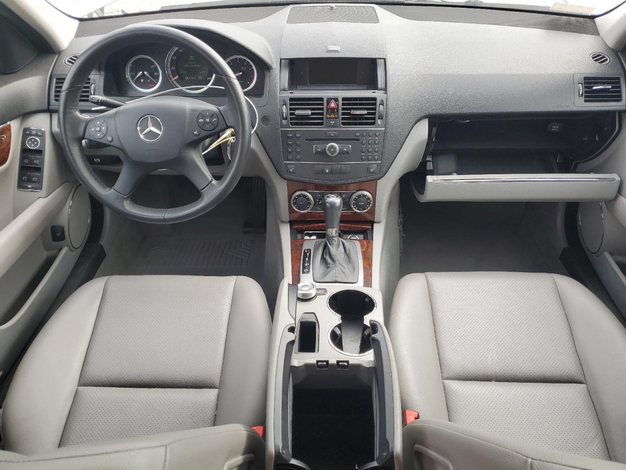 2008 Mercedes-benz C 300 4matic Silver vin: WDDGF81X38F150903