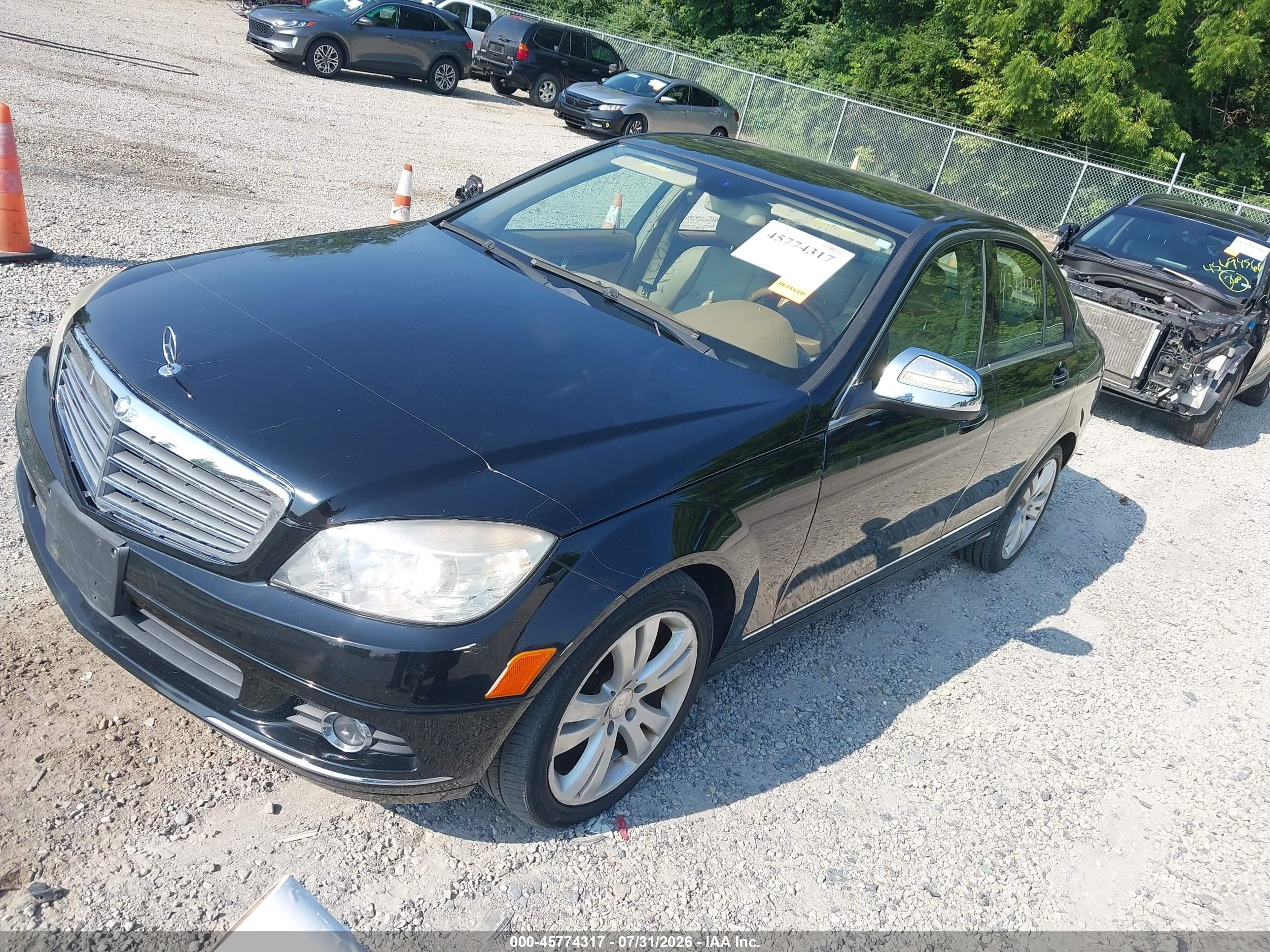 2008 Mercedes-benz C 300   Черный vin: WDDGF81X38F191516