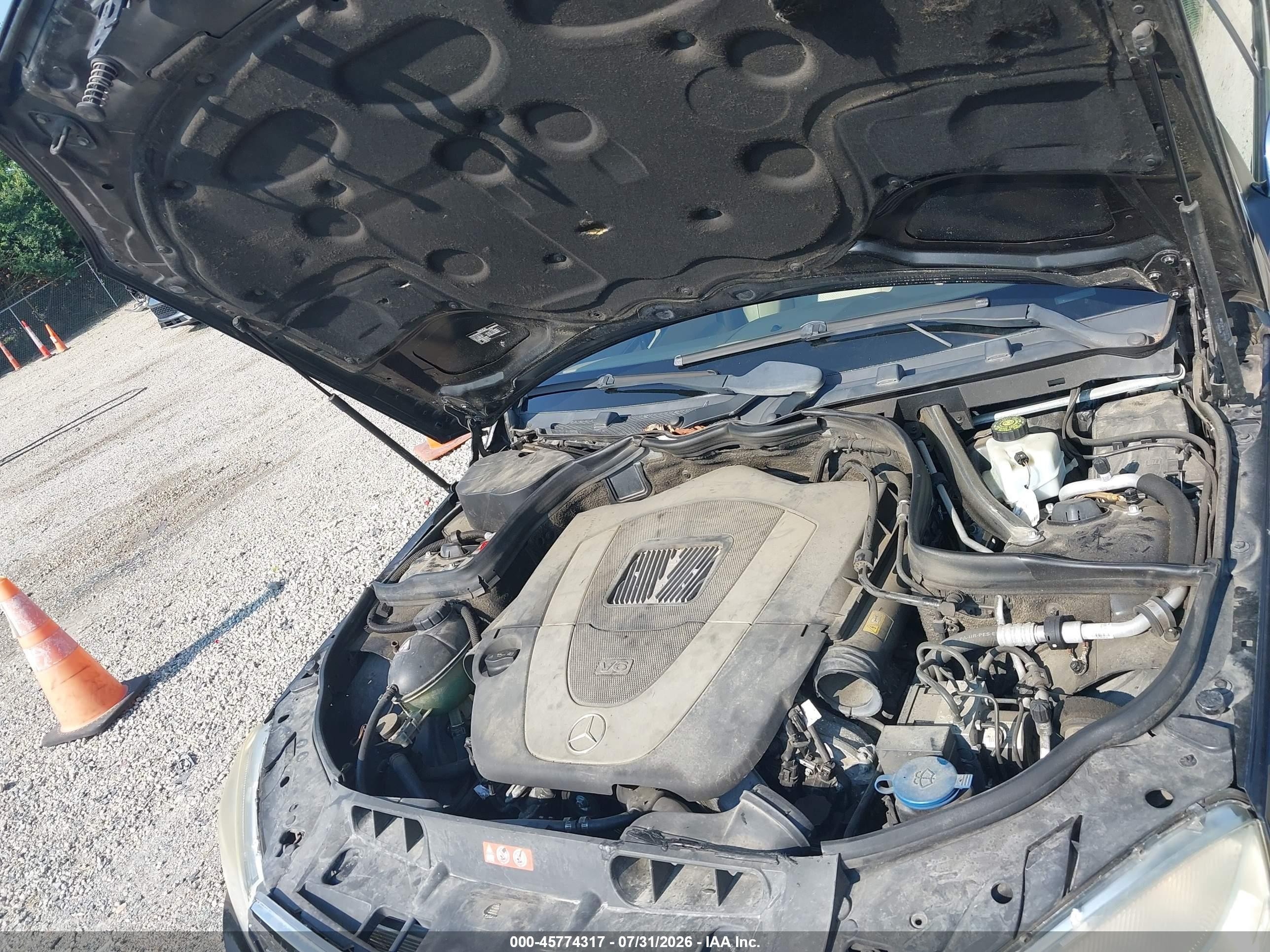 2008 Mercedes-benz C 300   Черный vin: WDDGF81X38F191516