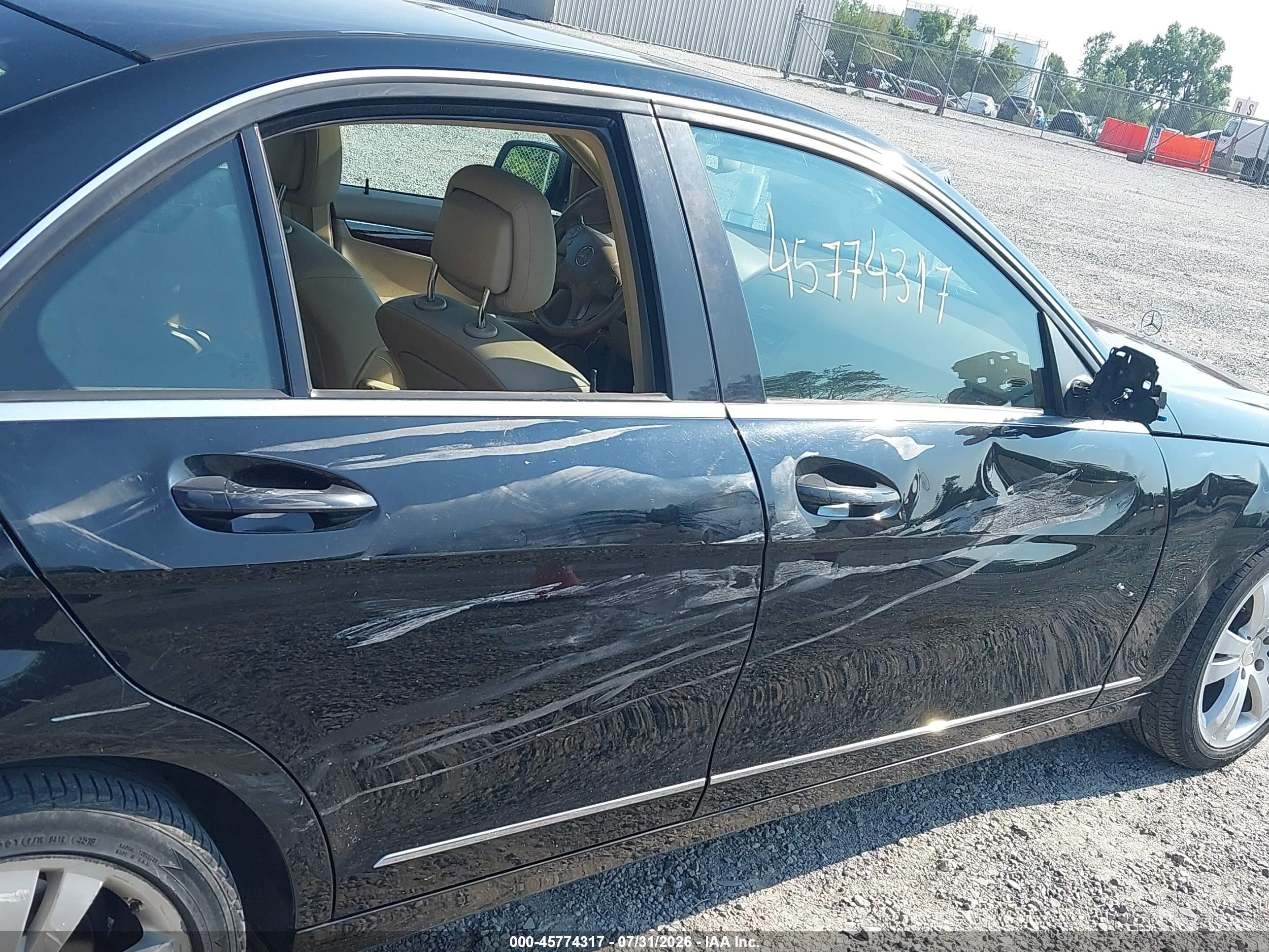 2008 Mercedes-benz C 300   Черный vin: WDDGF81X38F191516