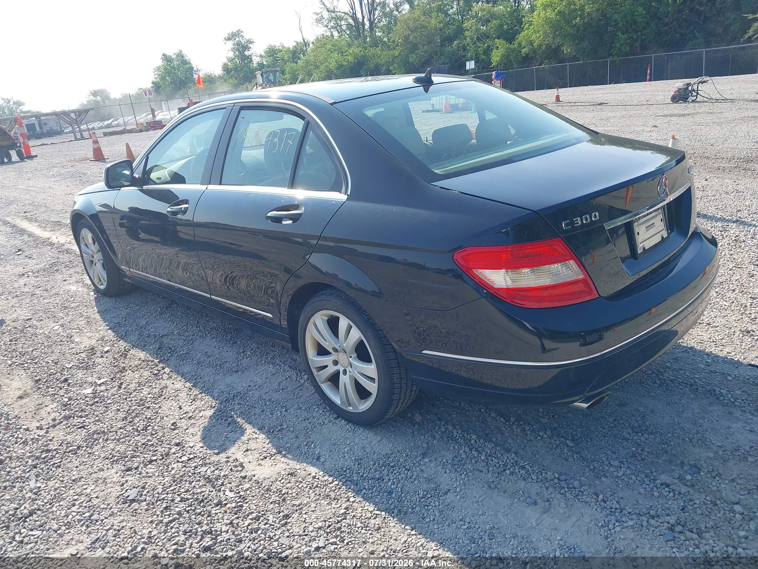 2008 Mercedes-benz C 300   Черный vin: WDDGF81X38F191516
