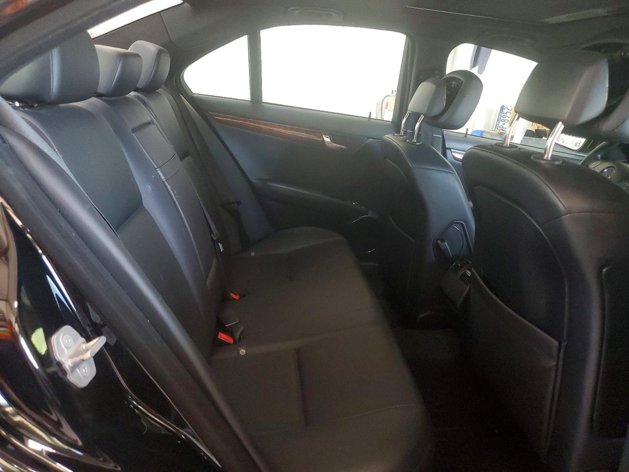 2009 Mercedes-benz C 300 4matic Black vin: WDDGF81X39F202094