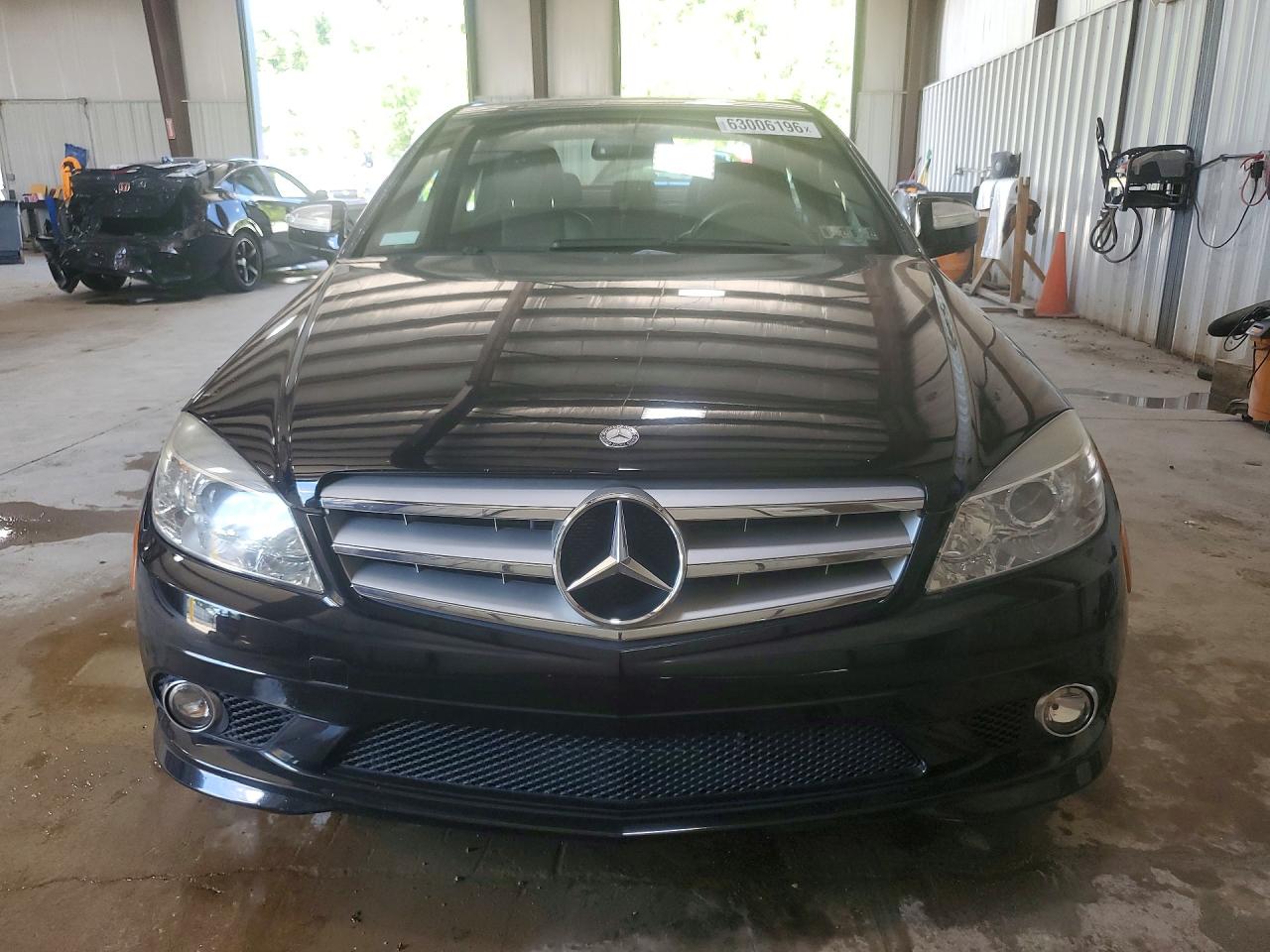 2009 Mercedes-benz C 300 4matic Black vin: WDDGF81X39F202094