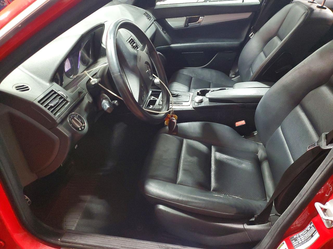 2009 Mercedes-benz C 300 4matic Красный vin: WDDGF81X39F208882