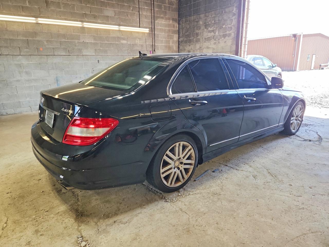 2009 Mercedes-benz C 300 4matic Black vin: WDDGF81X39F253854
