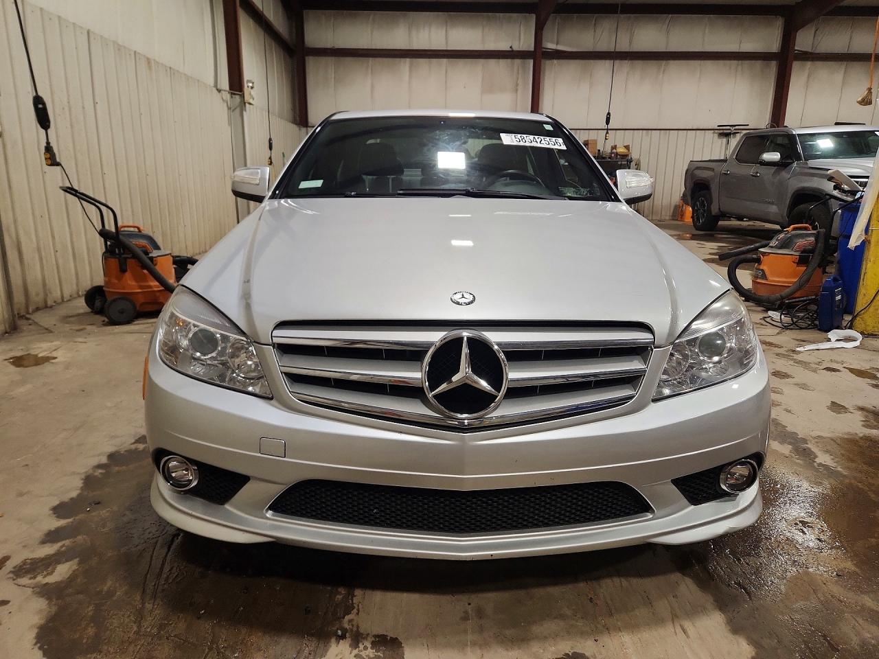 2009 Mercedes-benz C 300 4matic Silver vin: WDDGF81X39R049280