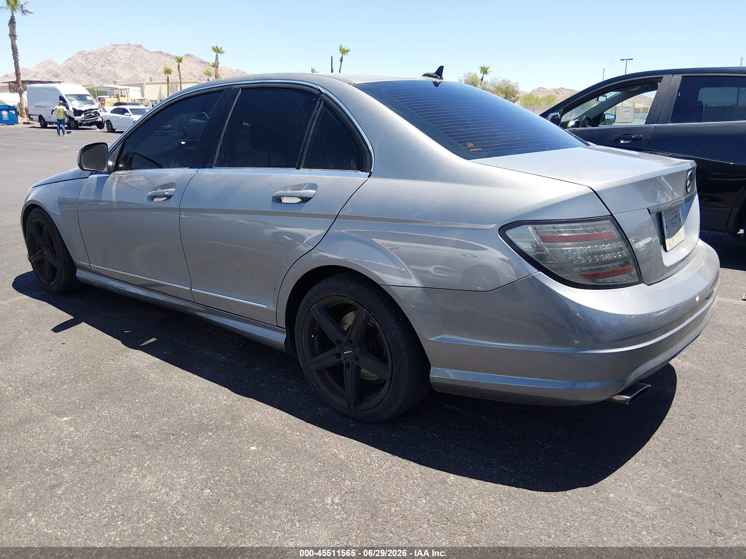 2009 Mercedes-benz C 300 Luxury 4matic/sport 4matic Silver vin: WDDGF81X39R067231