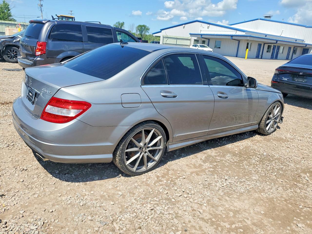 2009 Mercedes-benz C 300 4matic Gray vin: WDDGF81X39R083459