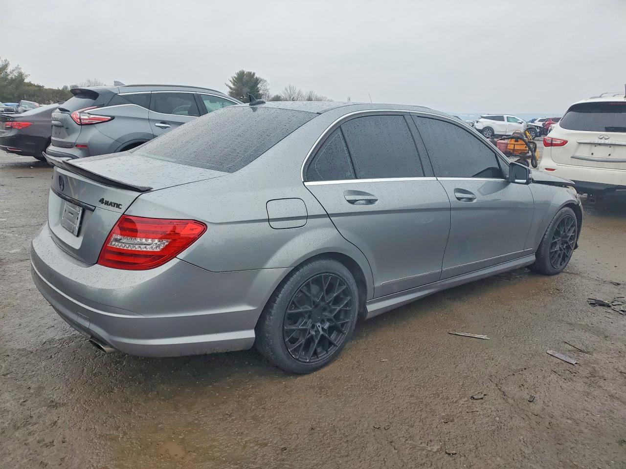 2008 Mercedes-benz C 300 4matic Silver vin: WDDGF81X48F145693