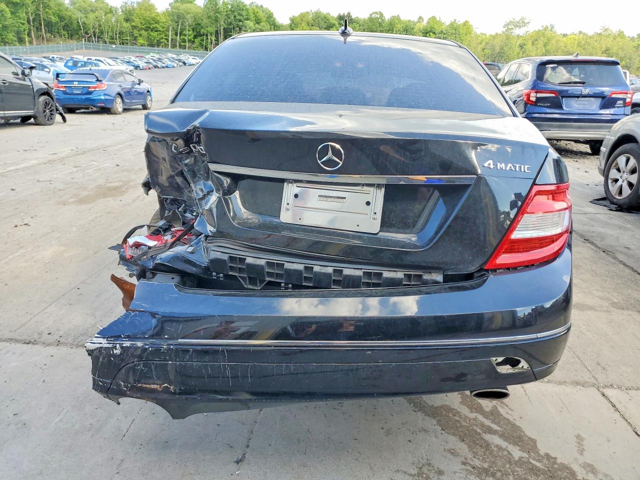 2009 Mercedes-benz C 300 4matic Black vin: WDDGF81X49F208096