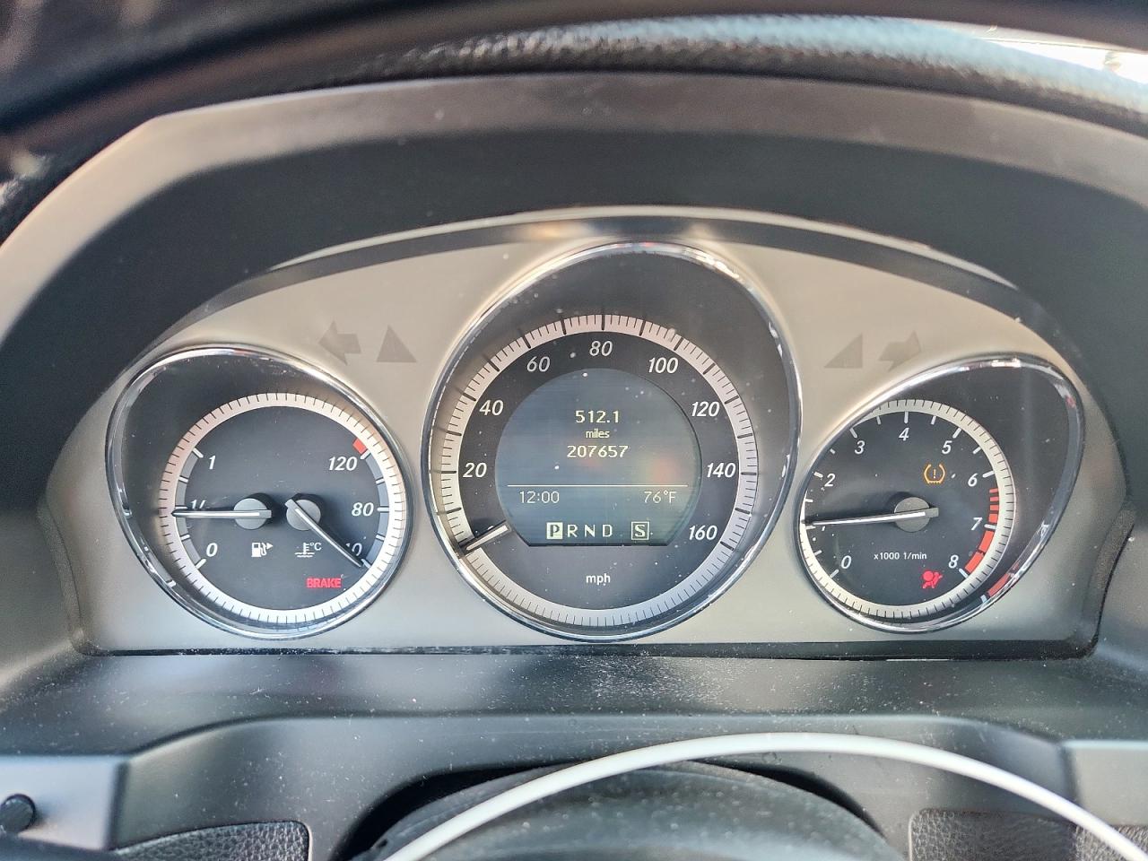 2009 Mercedes-benz C 300 4matic Серый vin: WDDGF81X49F220099