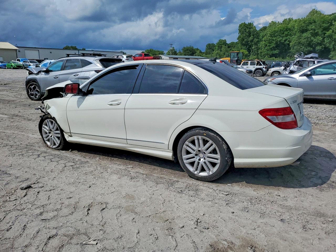 2009 Mercedes-benz C 300 4matic White vin: WDDGF81X49F221561