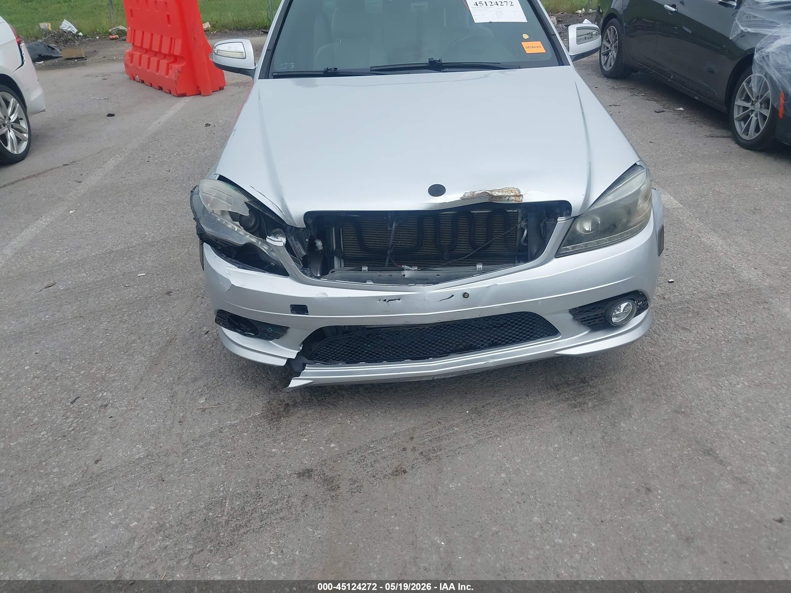 2009 Mercedes-benz C 300 Sport 4matic Silver vin: WDDGF81X49F266810