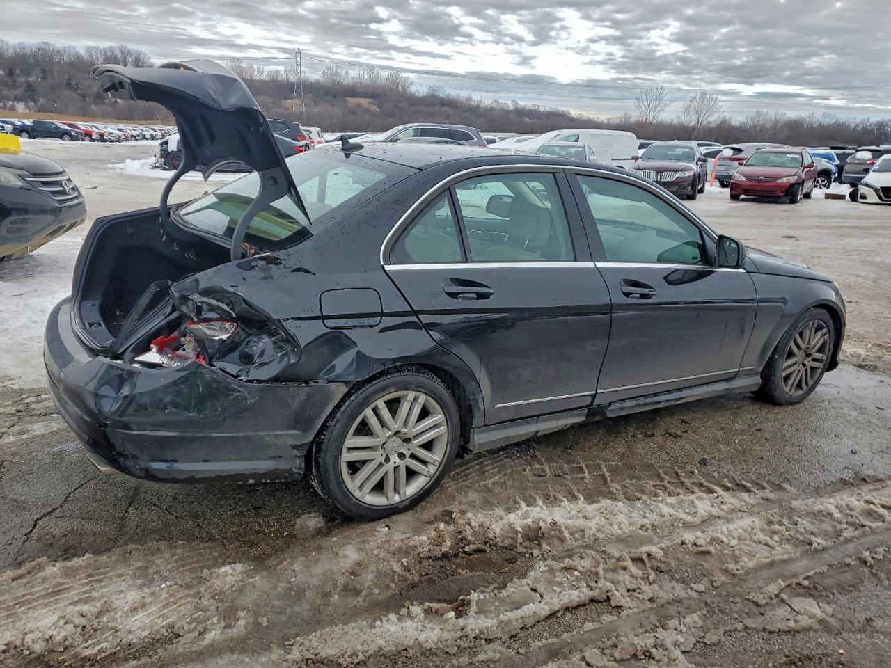 2009 Mercedes-benz C 300 4matic Черный vin: WDDGF81X49R060546