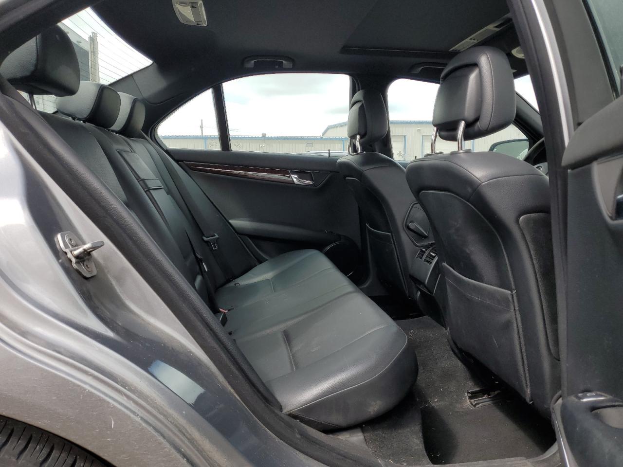 2009 Mercedes-benz C 300 4matic Gray vin: WDDGF81X49R078075