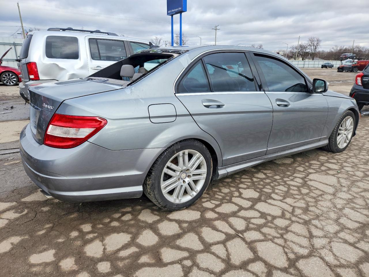 2008 Mercedes-benz C 300 4matic Silver vin: WDDGF81X58F059972