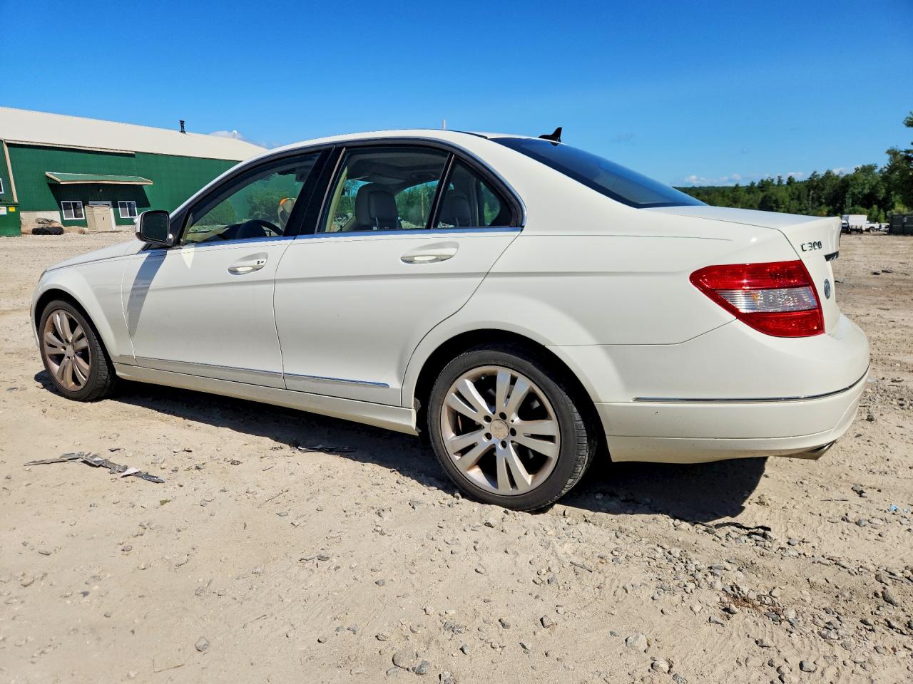 2008 Mercedes-benz C 300 4matic White vin: WDDGF81X58F126294