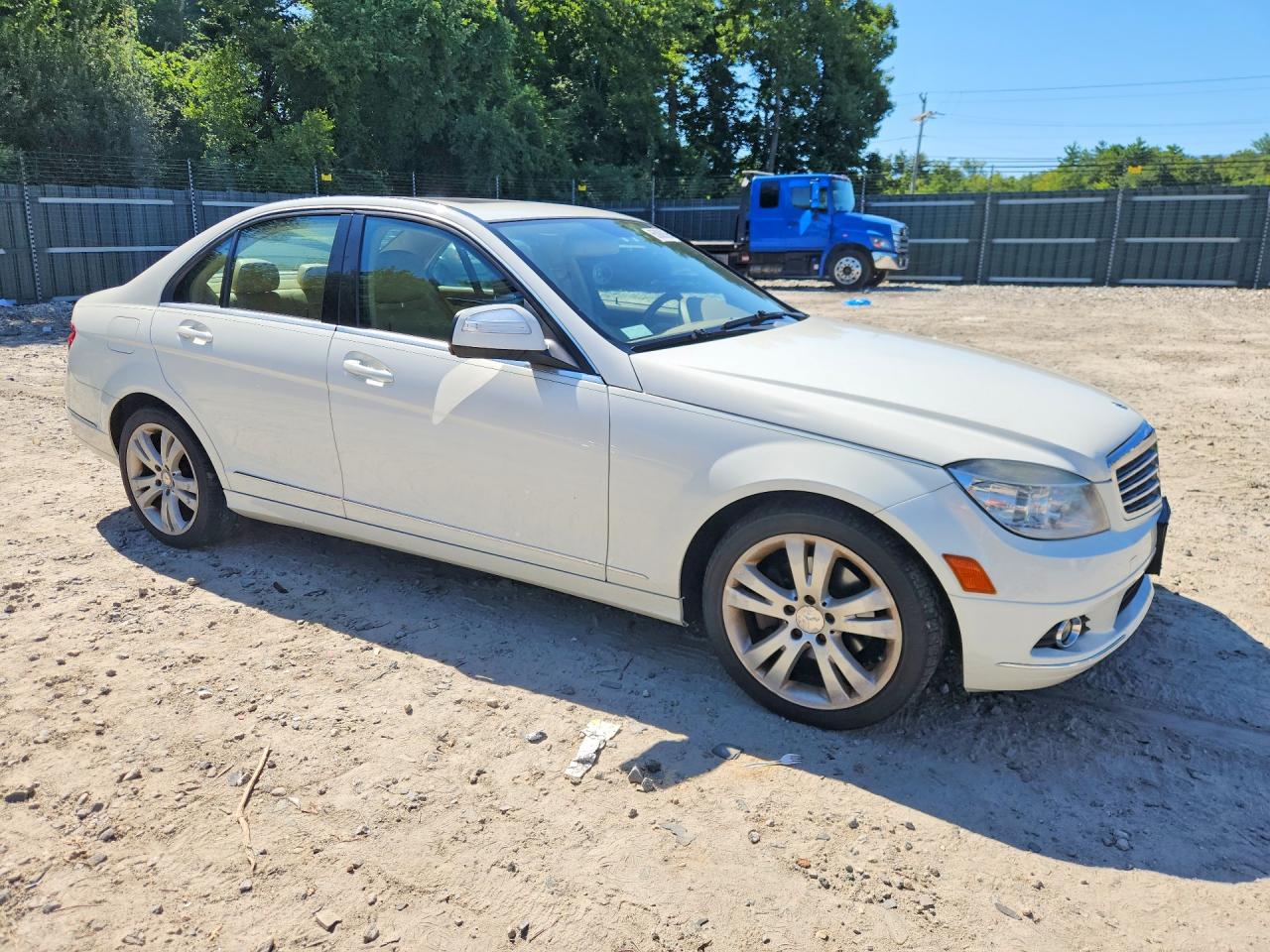 2008 Mercedes-benz C 300 4matic White vin: WDDGF81X58F126294