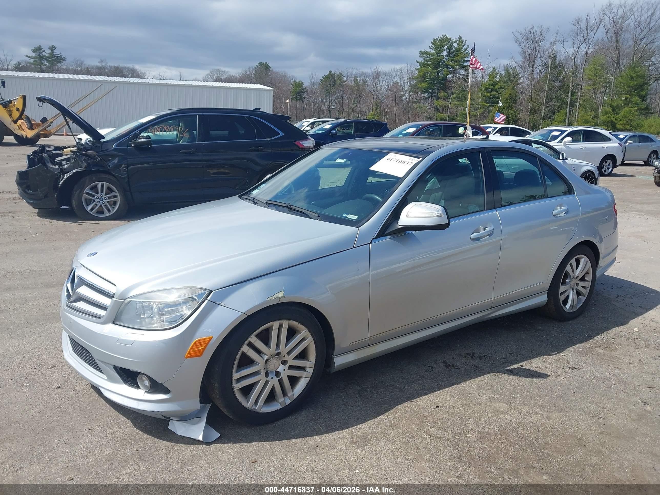 2008 Mercedes-benz C 300   Серебряный vin: WDDGF81X58F171994