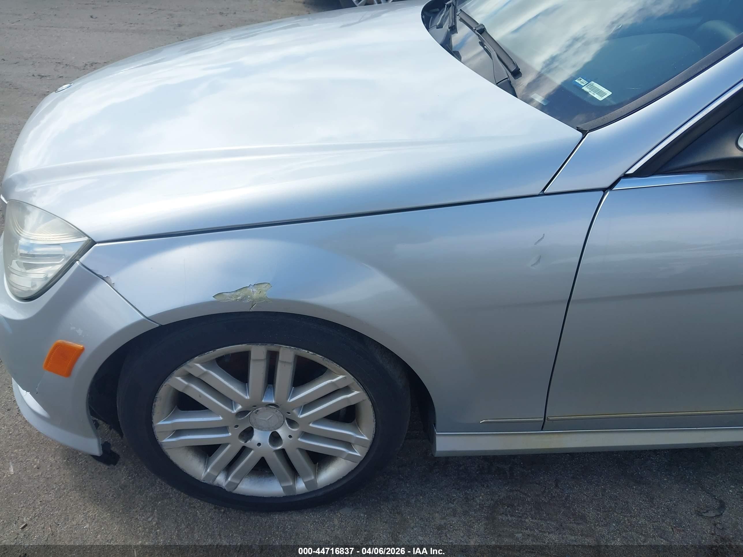 2008 Mercedes-benz C 300   Серебряный vin: WDDGF81X58F171994