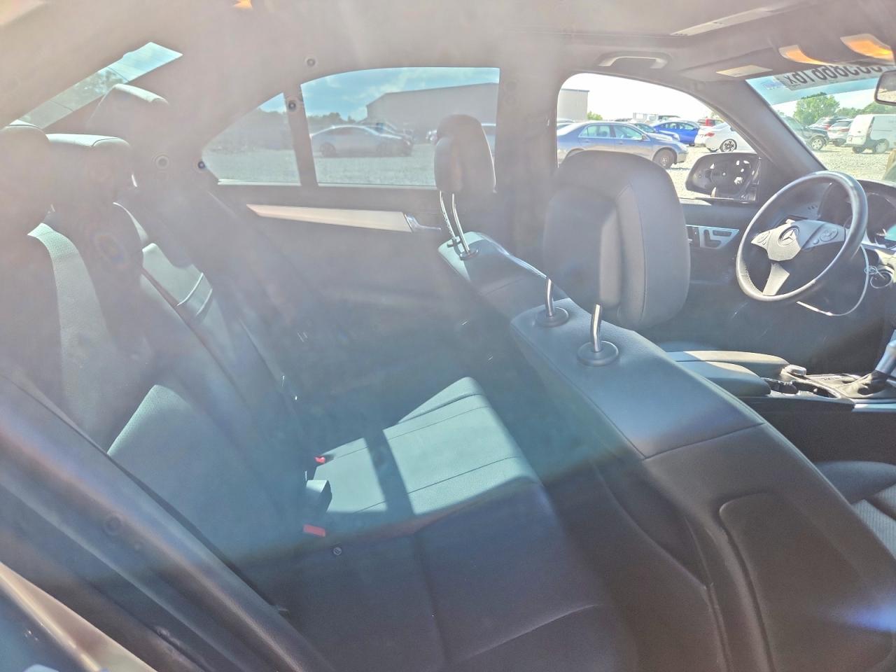 2009 Mercedes-benz C 300 4matic Серебряный vin: WDDGF81X59F232620