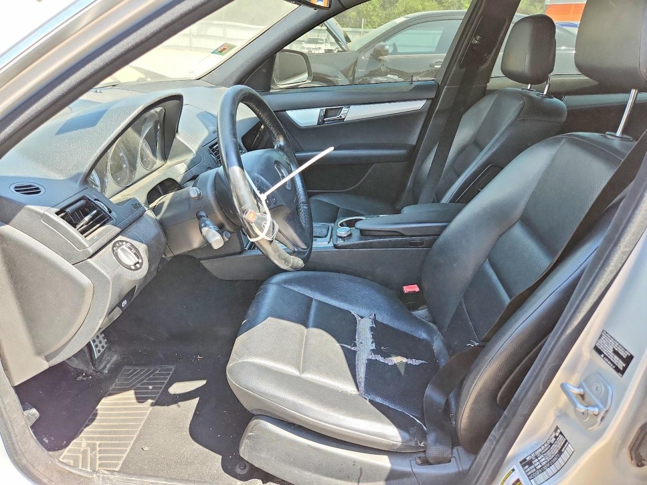 2009 Mercedes-benz C 300 4matic Silver vin: WDDGF81X59F238871