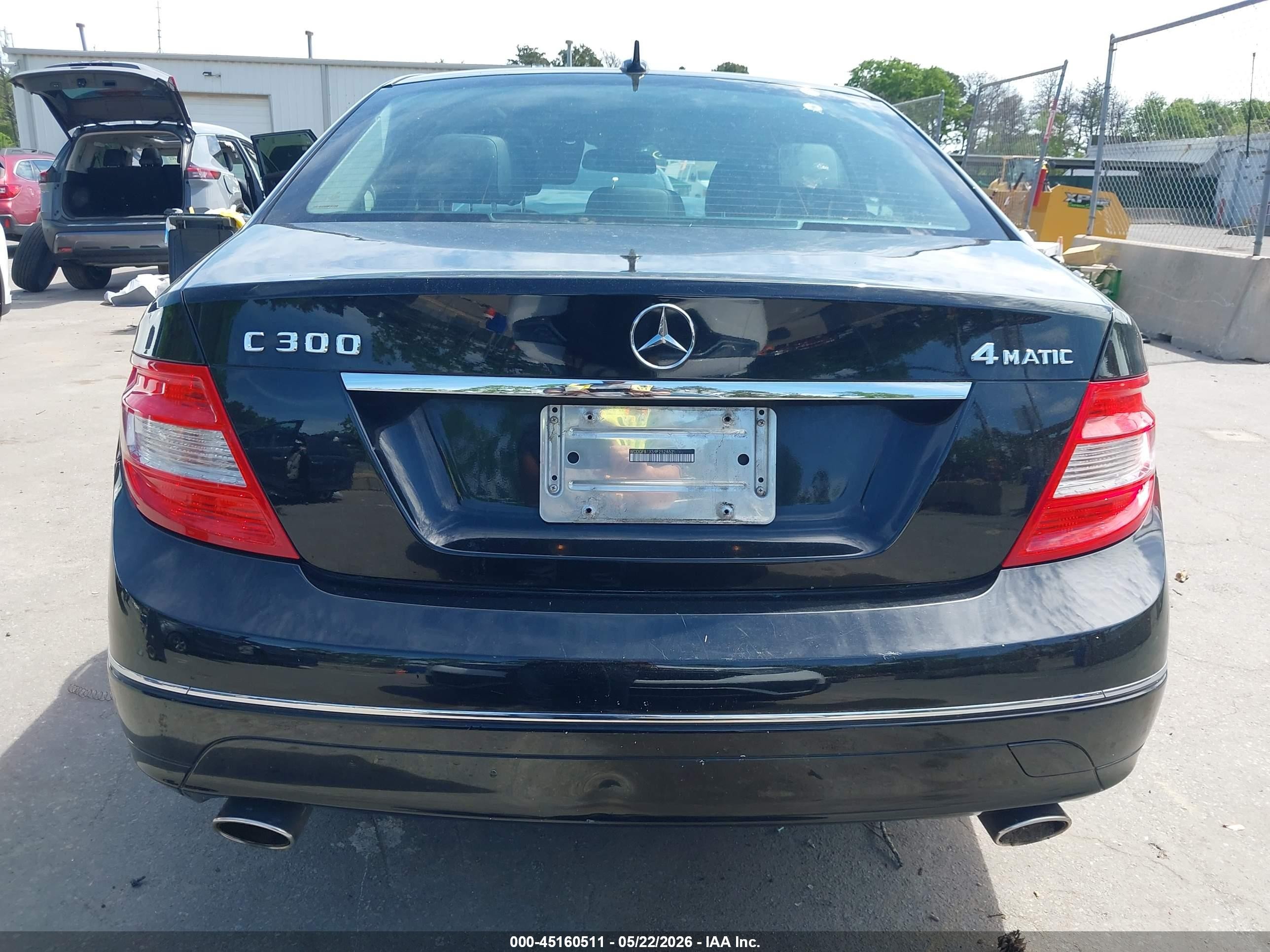 2009 Mercedes-benz C 300 Luxury 4matic/sport 4matic Black vin: WDDGF81X59F252852