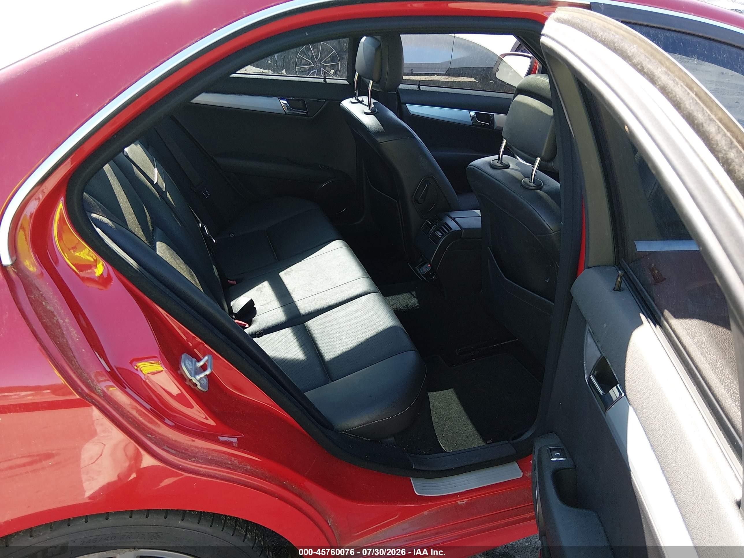 2008 Mercedes-benz C 300 Sport 4matic Red vin: WDDGF81X68F139541