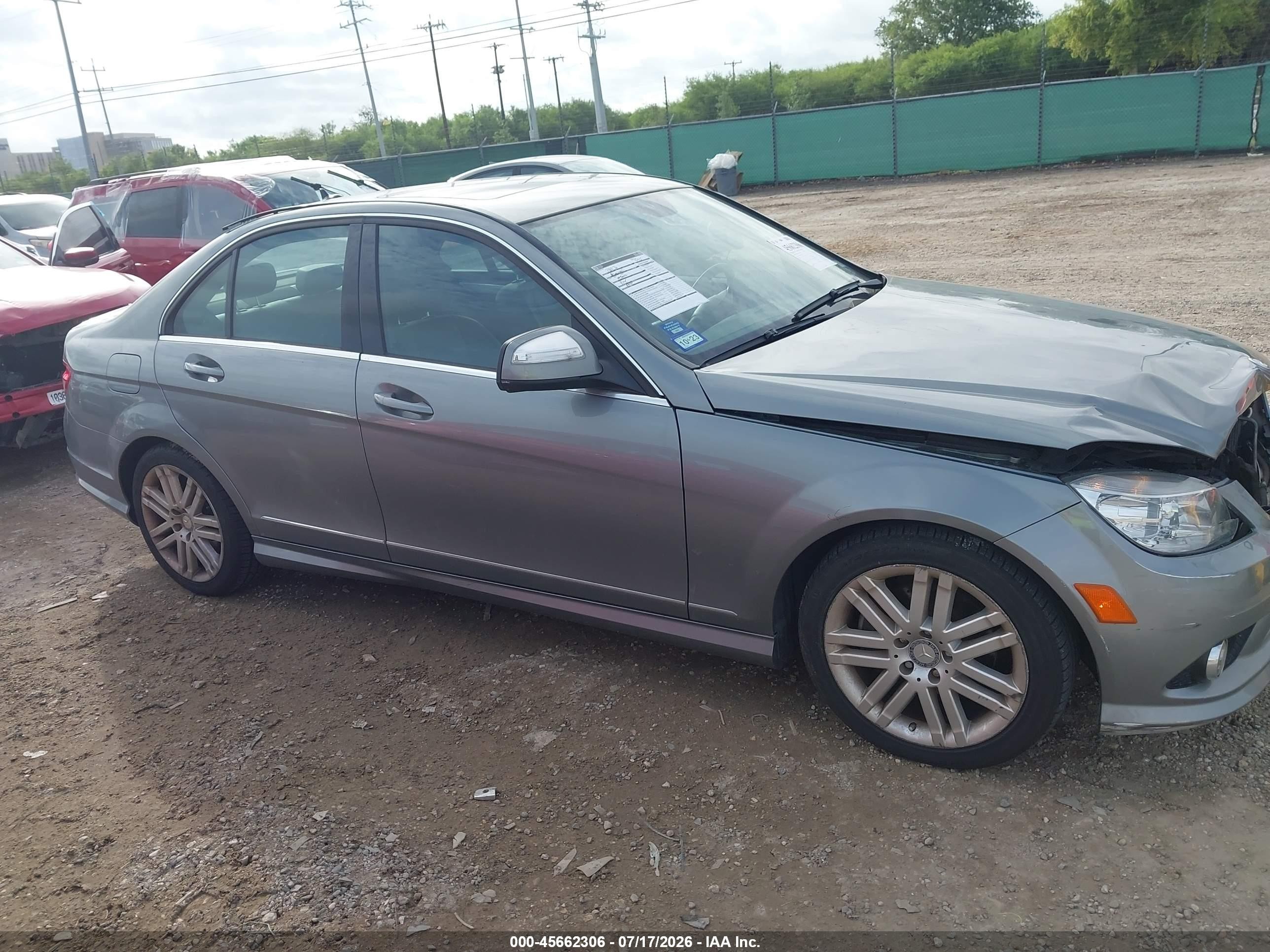 2008 Mercedes-benz C 300 Luxury 4matic/sport 4matic Серебряный vin: WDDGF81X68F194488