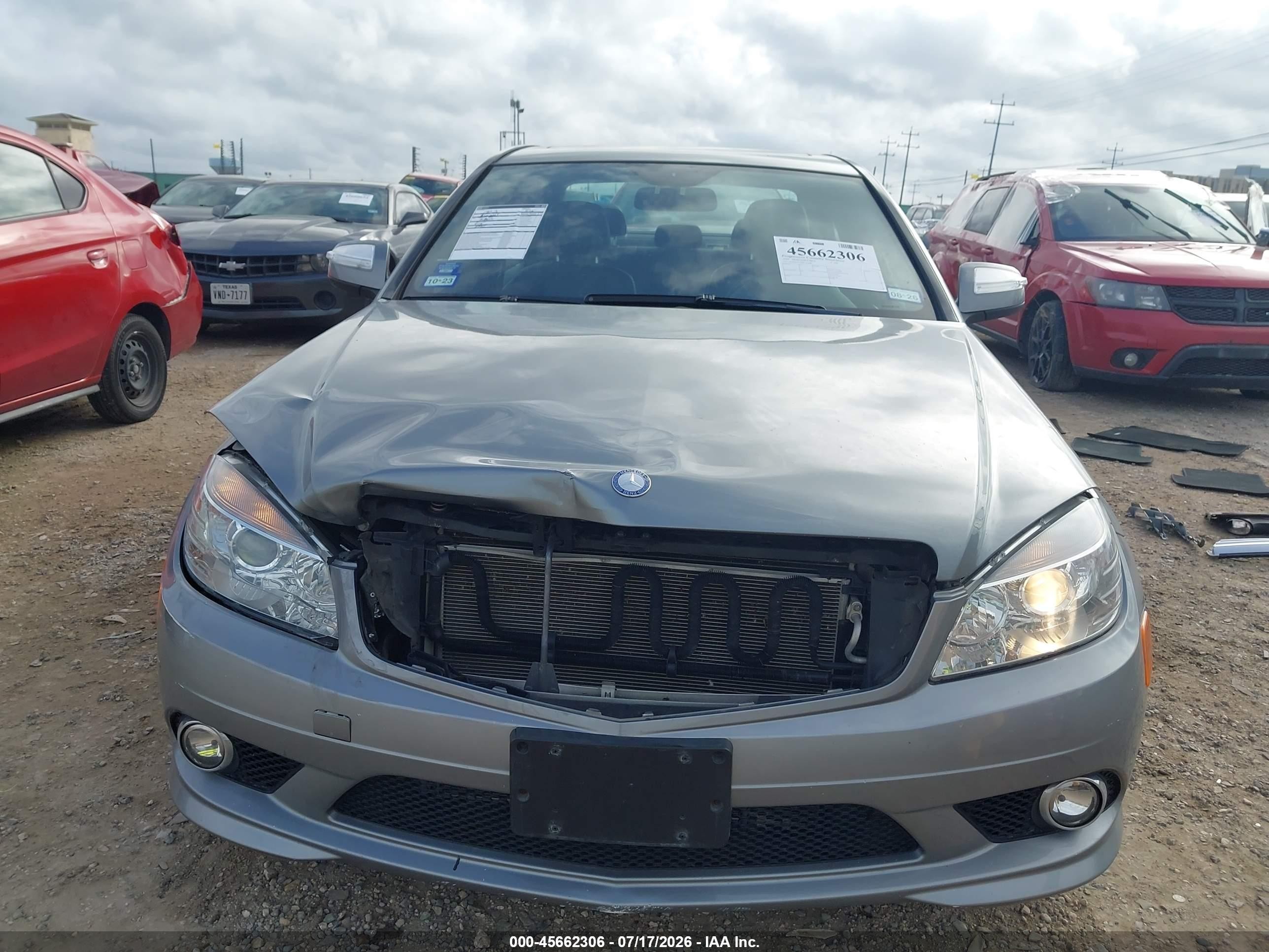 2008 Mercedes-benz C 300 Luxury 4matic/sport 4matic Серебряный vin: WDDGF81X68F194488