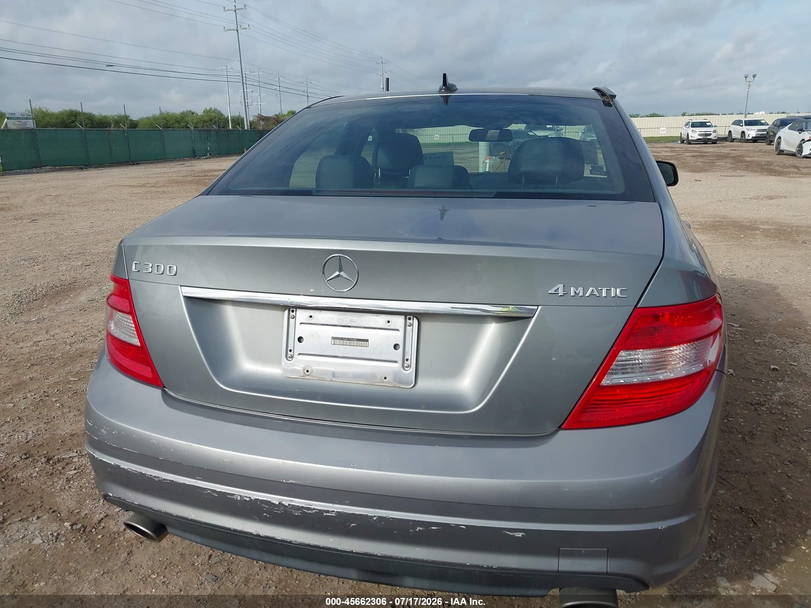 2008 Mercedes-benz C 300 Luxury 4matic/sport 4matic Серебряный vin: WDDGF81X68F194488