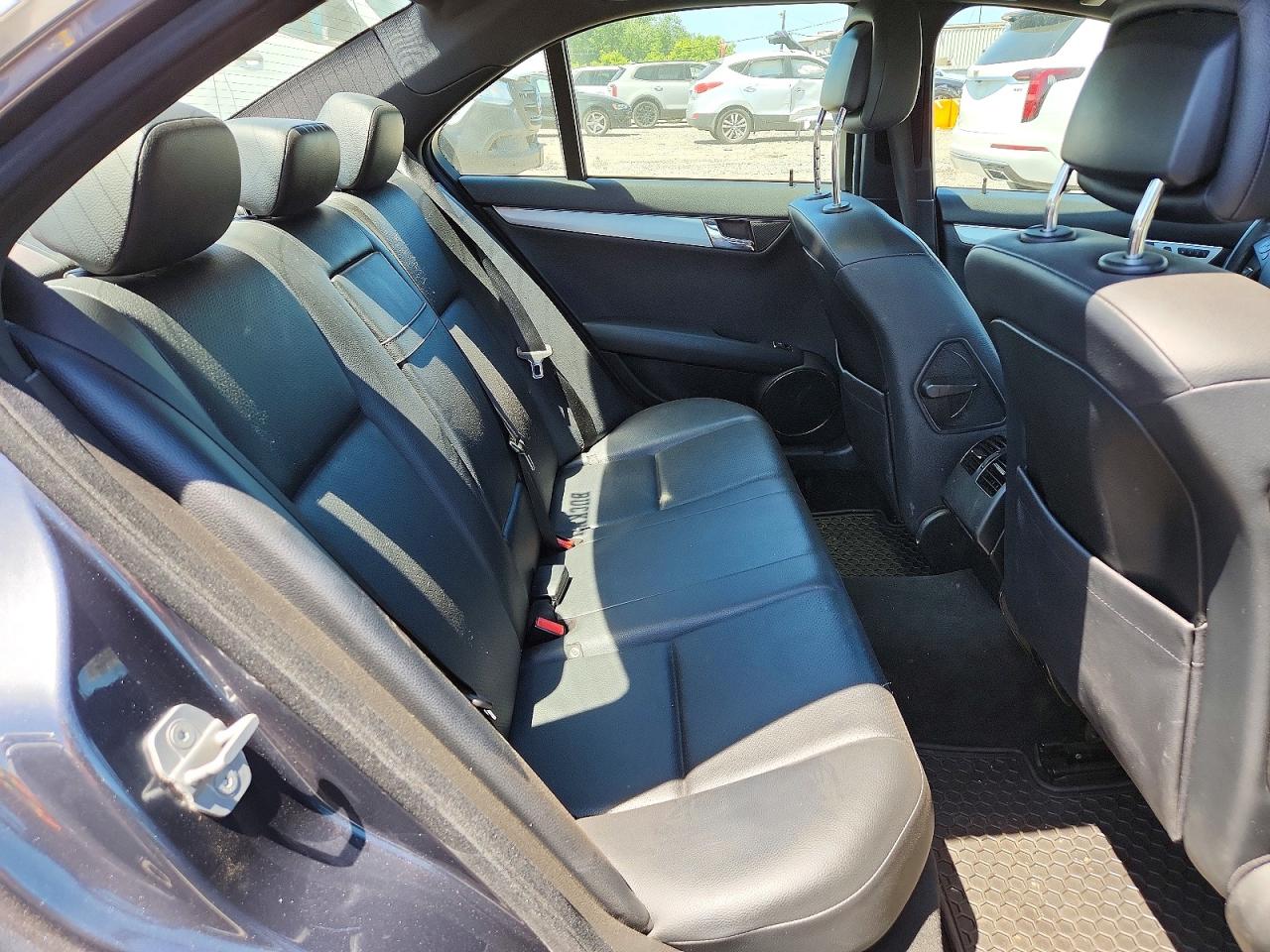 2009 Mercedes-benz C 300 4matic Gray vin: WDDGF81X69F204647